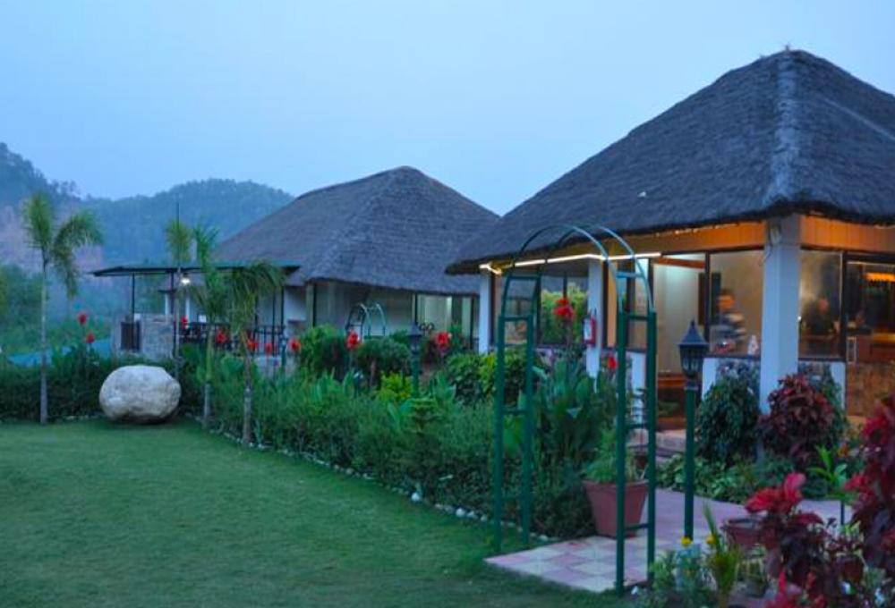 Dee Fellows-River Side Resort